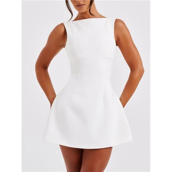 Round Neck Sleeveless Mini Dress - Picture 6 of 11